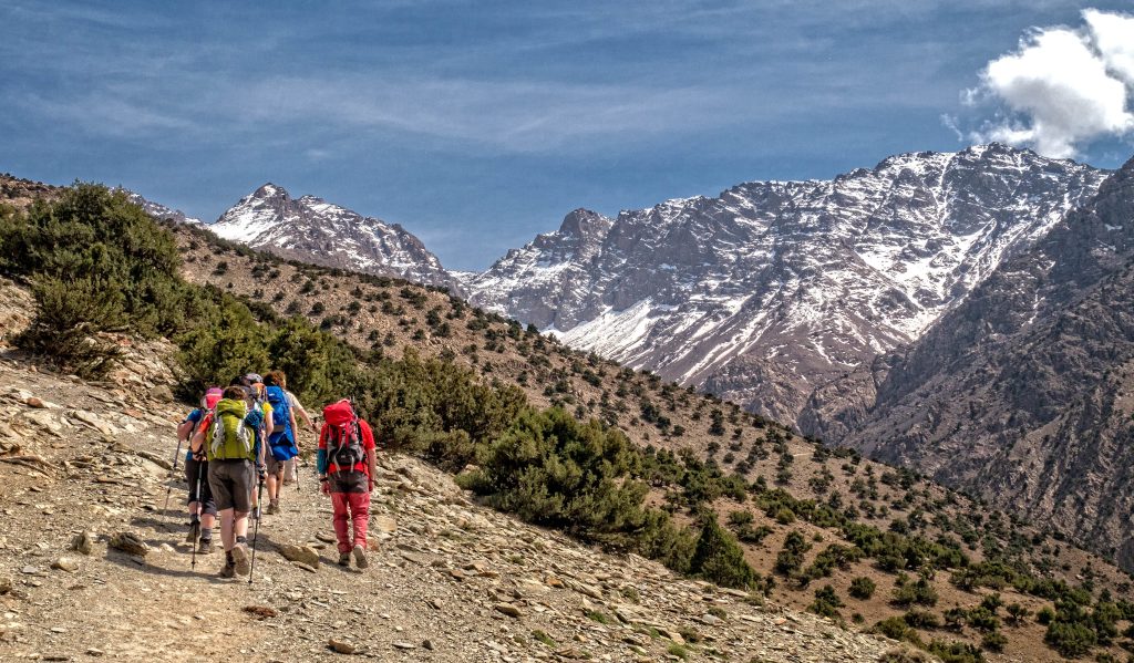 trekking atlas mountains