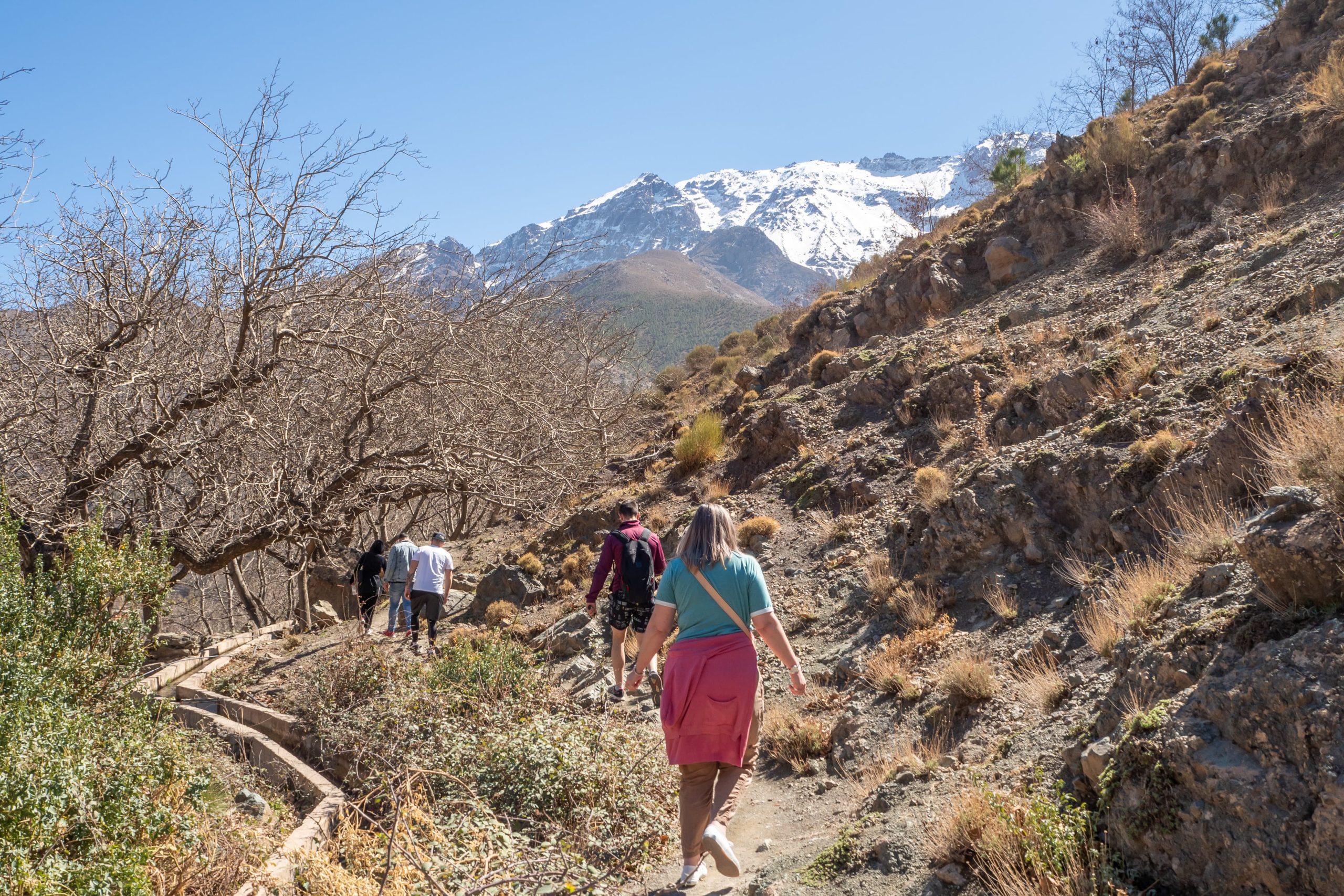 trekking atlas mountains
